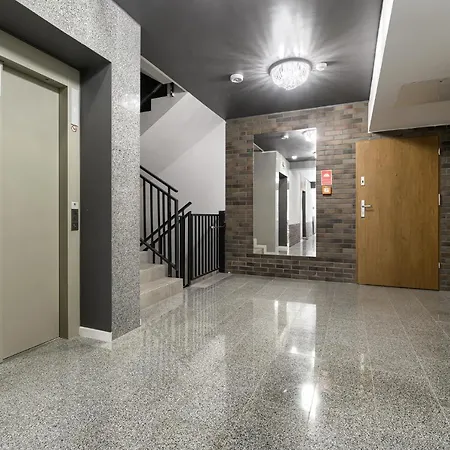 500 Bulwary Stare No 1 *