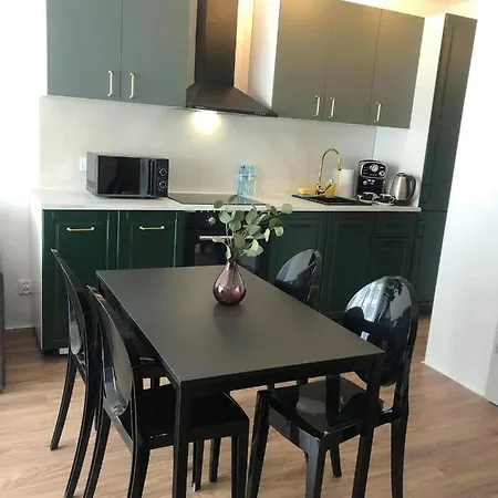 500 Bulwary Stare No 1